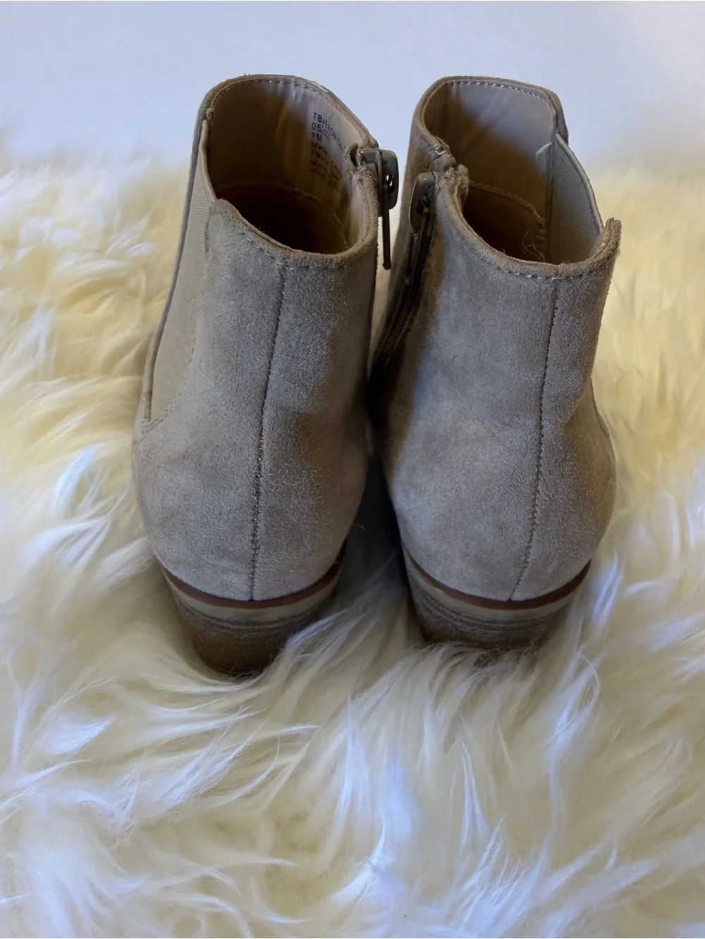 Treasure & Bond kids suede
